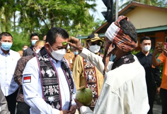 Gubernur Kepulauan Riau (Kepri) H. Ansar Ahmad