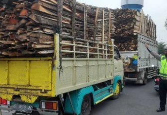 Penertiban kendaraan ODOL oleh Satlantas Polres Kendal