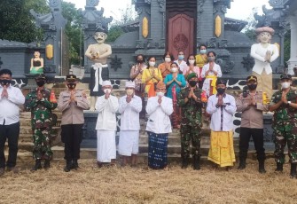 Sinergis TNI-Polri Amankan ibadah Umat Hindu