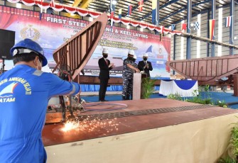 TNI AL Pesan Kapal PC 60 M