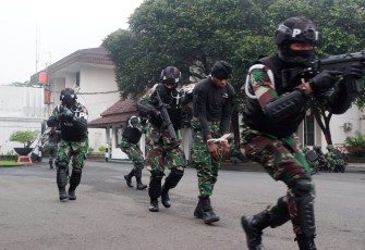 Kota Purbalingga di Kepung Prajurit TNI AD
