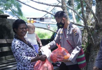 Program Koteka Sambangi Tokoh Agama, Satgas Baksos di Gereja Kingme
