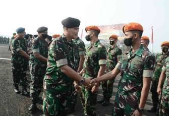 Kita Saling Melengkapi Bisa, Tapi Kalau Saling Menjatuhkan Lebih Bisa