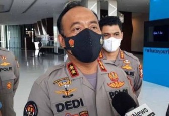 Kadiv Humas Polri Irjen Dedi Prasetyo saat memberikan keterangan pers di Jakarta 