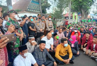 Danrem 023/KS Turun Langsung Pengamanan Unras Mahasiswa di Padangsidimpuan
