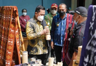 KemenKopUKM Dorong Koperasi Sektor Produksi Bambu Kab. Ngada