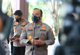 Kadiv Humas Polri sampaikan arus lalin tol Palembang sampai Probolinggo Jawa timur lancar. Minggu (24/4/2022)
