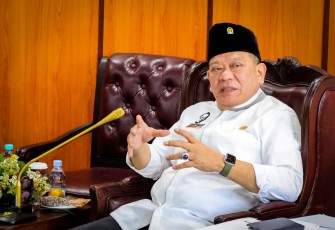 Ketua DPD RI saat memberikan keterangan pers di Jakarta. Rabu (04/05/2022)