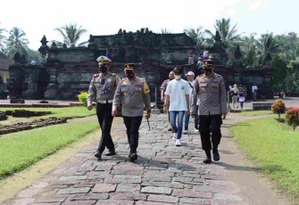 Kapolres Blitar Kota (tengah) sidak prokes tempat wisata. Jum'at (06/05/2022) 