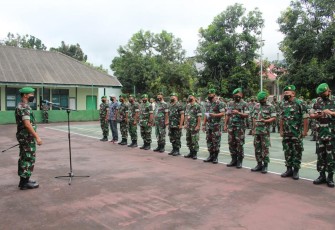Apel pengecekan pasukan personel Kodim 1310/Bitung, Senin(9/5/2022)