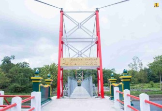 Jembatan gantung Kalijogo di dusun Karangwetan Kabupaten Sleman. Selasa (10/05/2022)