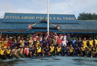 Foto bersama usai melaksanakan sepeda santai. Jum'at (13/05/2022)