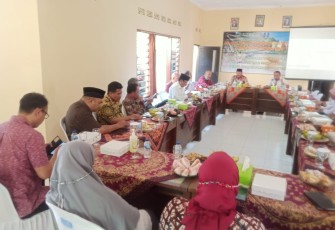 Kunjungan Komisi B DPRD Jatim ke UPT Pengembangan Benih Hortikultura Dinas Pertanian dan Ketahanan Pangan Provinsi Jawa Timur di Madiun, Rabu 18 Mei 2022.