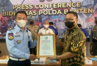 Penghargaan dari Polda Banten gagalkan aksi penyelundupan Sabu di Lapas Cilegon. Jum'at (20/05/2022)