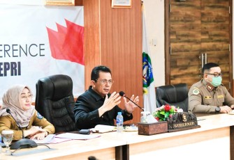 Gubernur Kepri saat memberikan arahan, Senin (23/5/2022).