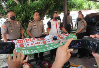 Polda Kalteng Amankan Bandar Dadu Gurak dan 20 Ekor Ayam