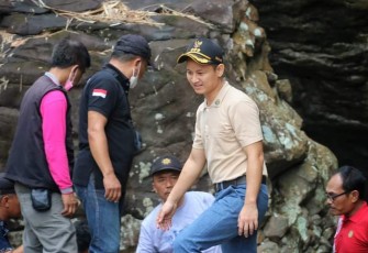 Bupati Trenggalek, Mochamad Nur Arifin, saat meninjau Desa Wisata Watukandang Pandean, Kecamatan Dongko, Kabupaten Trenggalek, Jumat (27/5/2022).