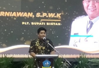 Plt Bupati Bintan, Roby Kurniawan, saat menyampaikan sambutan.