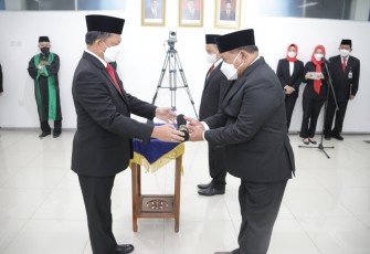 Mendagri saat melantik pejabat BNPP