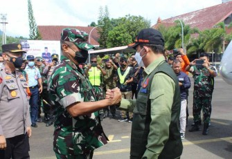 Danrem 142/Tatag sambut langsung Ka BNPB