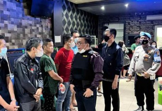 Kapolda saat penggrebekan lokasi judi di Asia Mega Mas Medan
