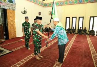 Pangdam I/BB saat melepas jamaah calon haji Kodam I/BB