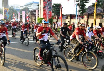 Kasal fun bike sambut hari Bhayangkara ke 76 di Jakarta 