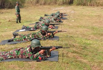 Latihan menembak prajurit Korem 063/SGJ