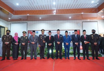 Sidang Paripurna Istimewa di Ruang Sidang Utama DPRD Kota Tebing Tinggi, Jln. dr. Sutomo, Jumat (1/7/2022).