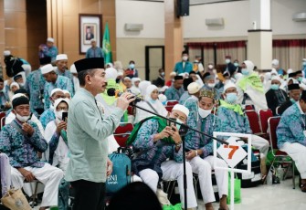 Jamaah haji kloter pertama Pati tiba di asrama Donohudan 