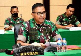 Kasdam Udayana saat rakor satgas evakuasi di Makodam