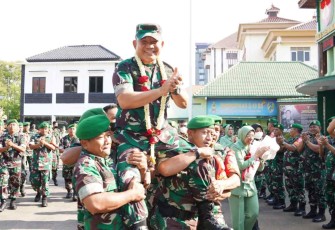 Kasad saat kunjungi asrama Wira Amur II Penerbad Semarang
