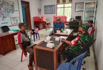 Serka Mulyadi saat komsos bersama warga binaannya