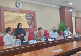 Karopenmas Humas Polri saat memberikan keterangan pers di Jakarta 