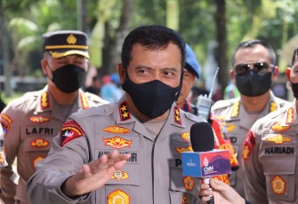 Kapolda Jateng Irjen Pol Ahmad Luthfi saat memberikan keterangan pers di Mapolda, Senin (19/9)