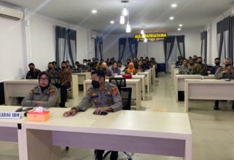 Penandatanganan Pakta integritas penerimaan calon tamtama Polri di Polrestabes Medan, Selasa (27/9)