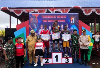 Pemenang lomba lari 10K Yonif 600/Modang. Minggu (2/10)