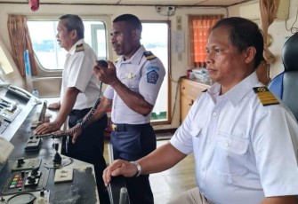 Mualim II Seti Siringon putra asli Papua menjadi perwira di kapal perintis 