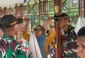 Posyandu Satgas Yonif 0511/DY