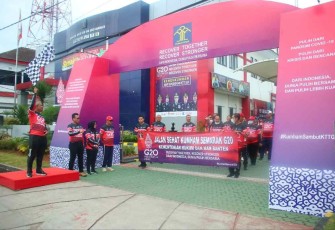 Jalan santai serentak Kemenkumham Banten 