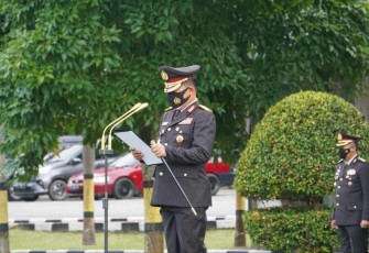 Kapolda Kepri Irjen Pol Dr Aris Budiman saat membacakan amanat Menpora