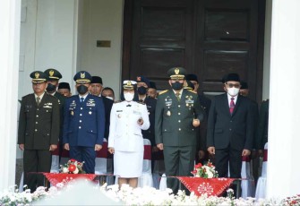 Pangdiv 2 Kostrad Mayjen TNI Syafrial saat upacara hari Sumpah Pemuda Ke-94 