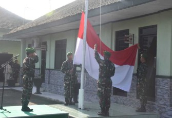 Upacara bendera di Kodim 0803/Madiun