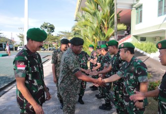 Kunjungan  Panglima Divisyen I Infantri Malaysia  di Kodam  XII/Tpr