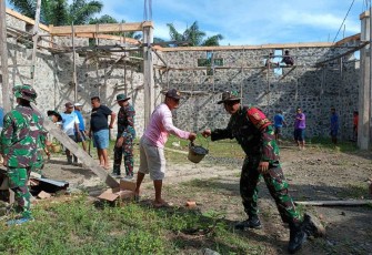 Karya bakti pembangunan gereja di perbatasan 