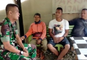 Praka Andri Kurniawan saat komsos bersama warga binaannya