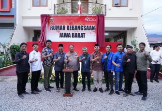 Kapolda Jabar Irjen Pol Drs Suntana saat meresmikan Rumah Kebangsaan Jawa Barat, Selasa (27/12)
