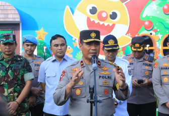 Wakapolda Jatim  Brigjen Pol Slamet Hadi saat memberikan keterangan pers di Kabupaten Tuban, Rabu (28/12)