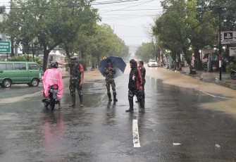 Sigap bantu atur lalu lintas saat banjir
