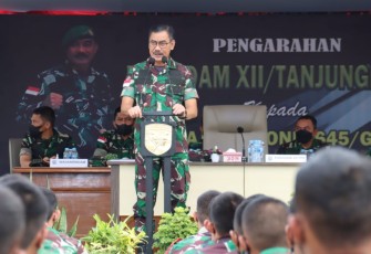 Pangdam XII/Tpr Beri Arahan Prajurit Yonif 645/GTY 